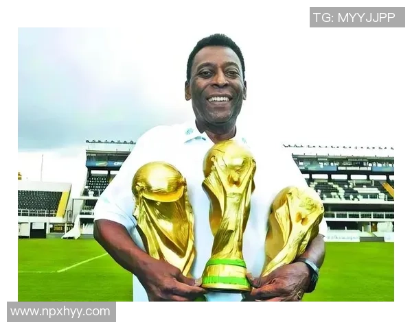 贝利亲笔签名珍藏品揭秘，传奇足球之星的独特纪念价值